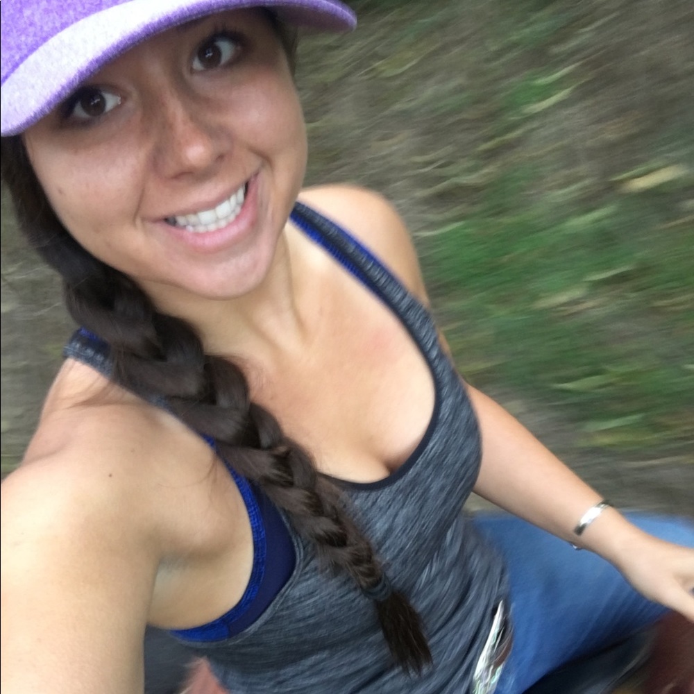 Meet your Posher, Kelsie